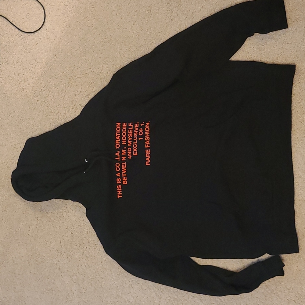 10.Deep hoodie